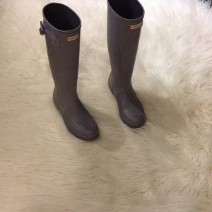 Violet Hunter Boots